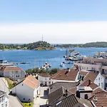 Home Hotel Grimstad 4*
