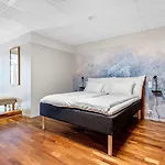 Home Hotel Grimstad