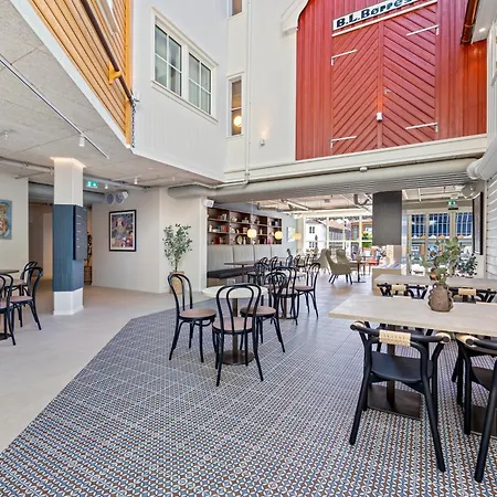 Hotell Home Hotel Grimstad 4*