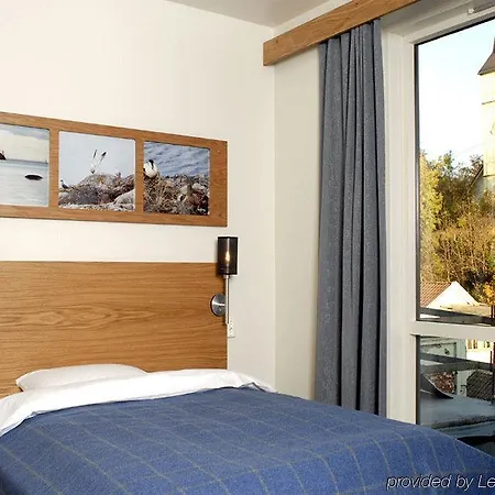 Home Hotel Grimstad 4*