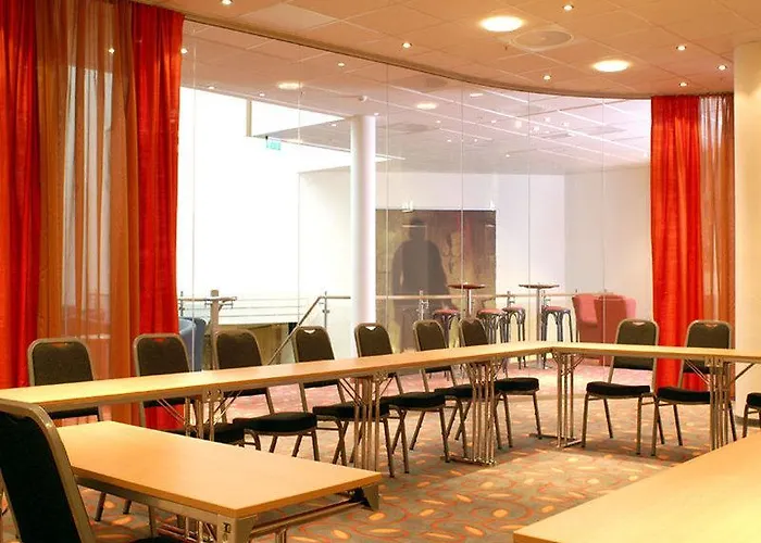 Hotel Home Hotel Grimstad 4*