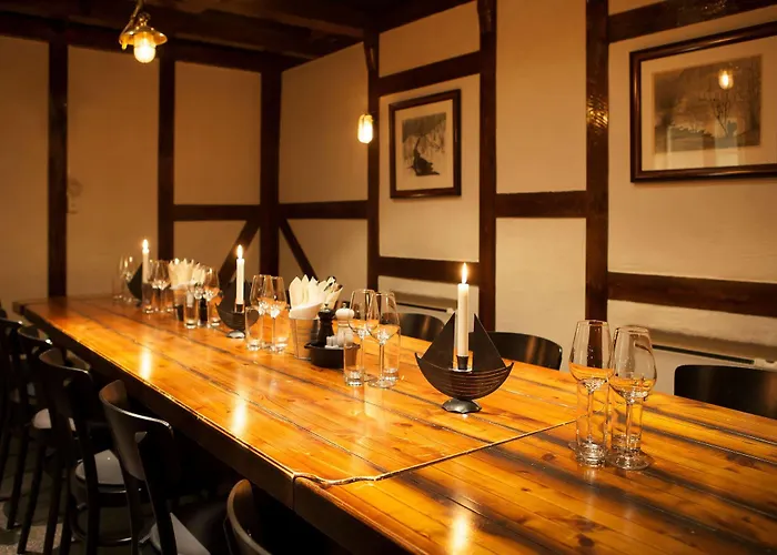 Home Hotel Grimstad 4*