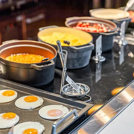 호텔 Home Hotel Grimstad 그림스타드