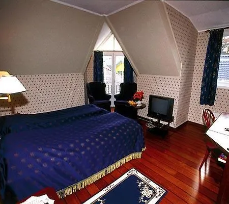 호텔 Home Hotel Grimstad 그림스타드